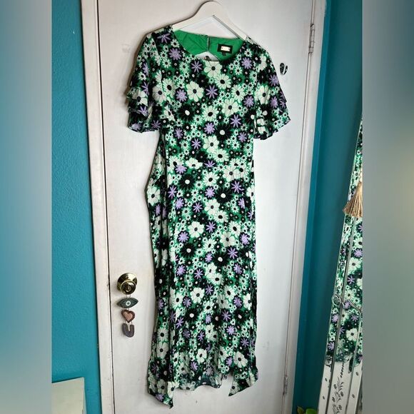 ALEXIA ADMOR
Lilia Ruffle Sleeve Dress midi length large slit on side open back - Picture 4 of 16
